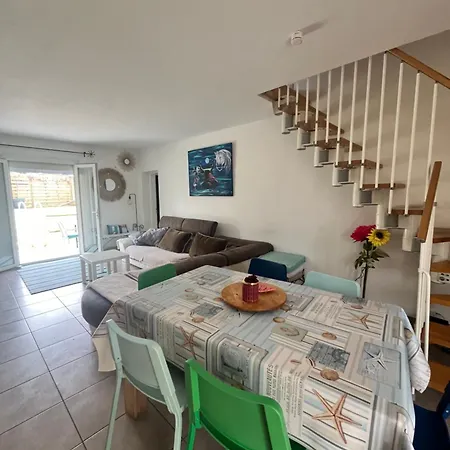 Piscine Cosy, 3 Chambres, 3 Sdb, Havre De Paix A 10 Min Des Plages 别墅